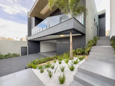 Sobrado com 4 Quartos à venda, 468m² no Região do Lago, Cascavel