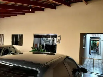 Casa com 3 Quartos à venda, 195m² no Jardim Canaã, Uberlândia