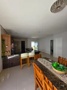 Casa de Condomínio com 4 Quartos para alugar, 280m² no Cidade Alpha, Eusébio