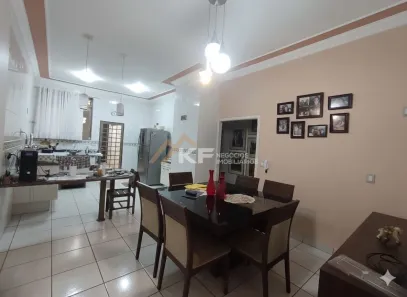 Sobrado com 3 Quartos à venda, 237m² no Planalto Verde, Ribeirão Preto