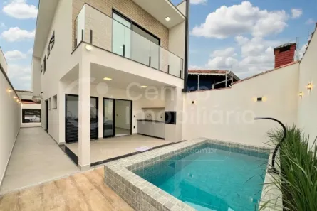 Casa com 3 Quartos à venda, 141m² no Jardim Ribamar, Peruíbe