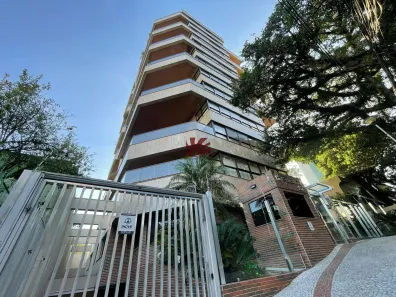 Apartamento com 3 Quartos para alugar, 300m² no Centro, Canoas