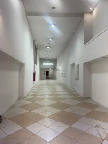 Prédio Comercial com 2 Quartos para alugar, 141m² no Sé, São Paulo
