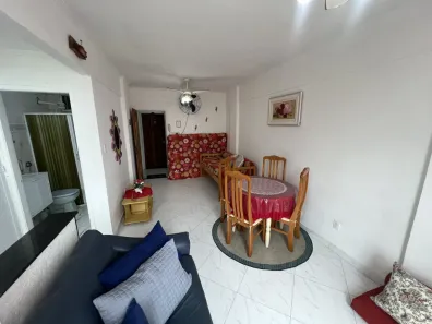 Kitnet com 1 Quarto para alugar, 35m² no Guilhermina, Praia Grande