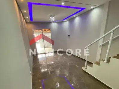 Sobrado com 2 Quartos à venda, 98m² no Guilhermina, Praia Grande