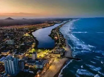 Casa com 5 Quartos à venda, 258m² no Centro, Barra Velha