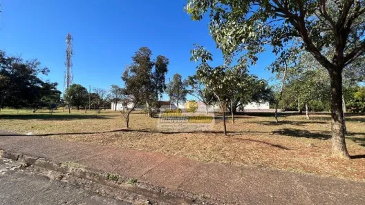 Lote/Terreno à venda, 1050m² no Conjunto Pontal, Uberaba