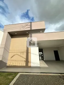 Casa com 3 Quartos à venda, 160m² no Vigilato Pereira, Uberlândia