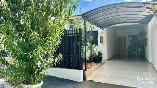 Casa com 3 Quartos à venda, 99m² no Jardim Real, Maringá
