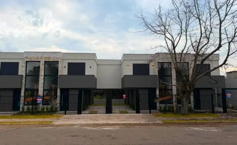 Sobrado com 3 Quartos à venda, 117m² no Primavera, Novo Hamburgo