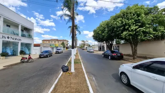 Casa com 3 Quartos à venda, 125m² no Jardim dos Turistas, Caldas Novas