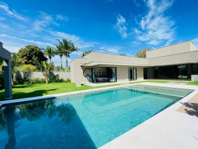 Casa com 5 Quartos à venda, 614m² no Jardim Acapulco, Guarujá