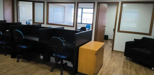 Ponto Comercial para alugar, 150m² no Alphaville Industrial, Barueri