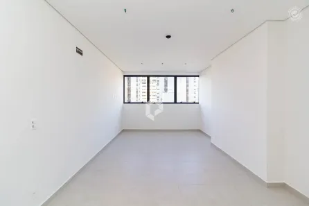Sala Comercial para alugar, 28m² no Centro, Curitiba
