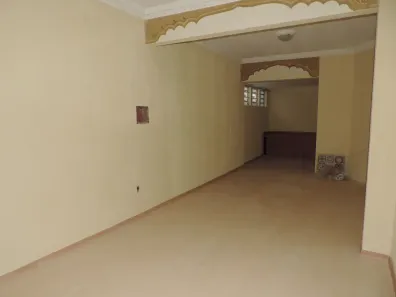 Casa com 3 Quartos para alugar, 200m² no Cerqueira César, São Paulo