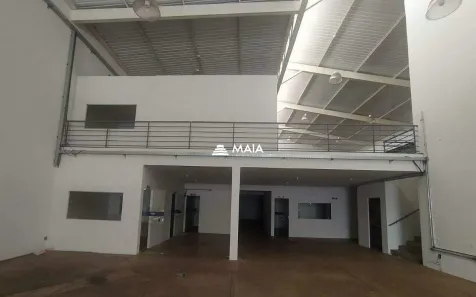 Galpão/Depósito/Armazém para alugar, 1200m² no São Benedito, Uberaba