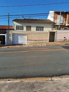Sobrado com 3 Quartos à venda, 200m² no Vila Ramaciotti, Valinhos