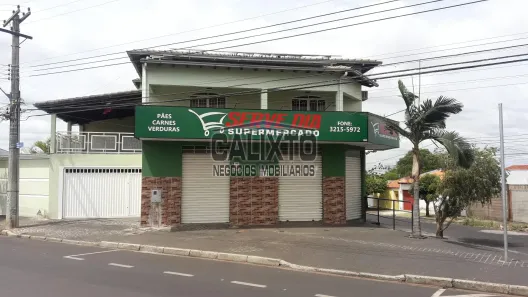 Sobrado com 4 Quartos à venda, 677m² no Pacaembu, Uberlândia