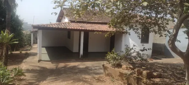 Casa com 3 Quartos à venda, 720m² no Centro, Florestal