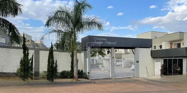 Sobrado com 3 Quartos à venda, 160m² no Goiânia 2, Goiânia
