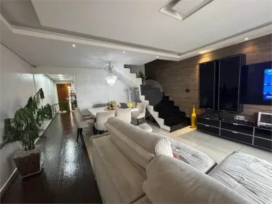 Sobrado com 3 Quartos à venda, 250m² no Vila Ivg, São Paulo
