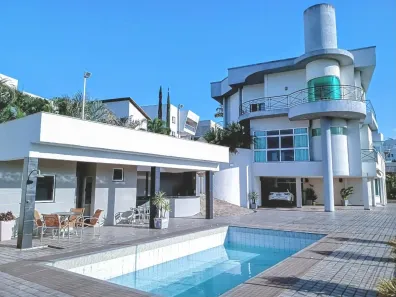 Casa com 6 Quartos à venda, 484m² no São Pedro, Juiz de Fora
