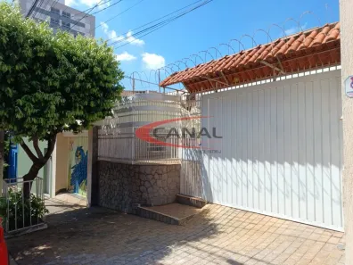 Casa com 4 Quartos à venda, 272m² no Centro, Bauru