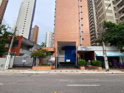 Apartamento com 2 Quartos para alugar, 67m² no Meireles, Fortaleza