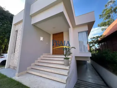 Casa com 3 Quartos para alugar, 220m² no Ponta da Fruta, Vila Velha