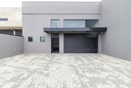 Galpão/Depósito/Armazém para alugar, 106m² no Uberaba, Curitiba