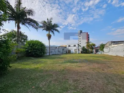 Imóvel Comercial para alugar, 209m² no Jardim Armênia, Mogi das Cruzes