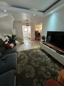 Sobrado com 3 Quartos à venda, 220m² no Conjunto Residencial Santa Terezinha, São Paulo