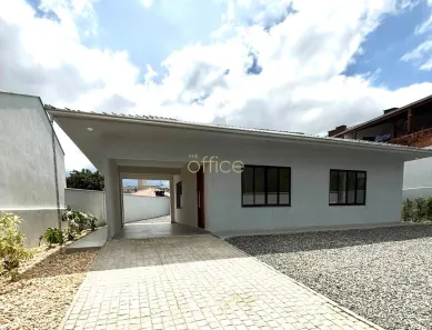 Casa com 3 Quartos à venda, 150m² no Bom Retiro, Joinville