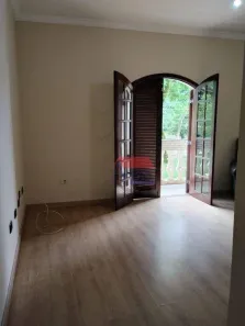 Sobrado com 3 Quartos à venda, 152m² no Vila Couto, Cubatão
