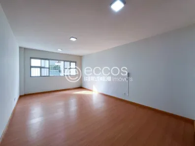 Sala Comercial com 1 Quarto à venda, 34m² no Tabajaras, Uberlândia