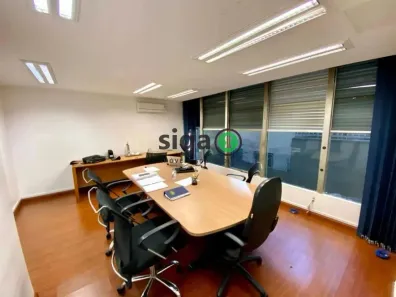 Imóvel Comercial com 3 Quartos para alugar, 254m² no Vila Moinho Velho, São Paulo