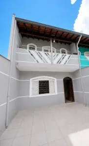 Casa com 2 Quartos para alugar, 110m² no Residencial Vila Romana, Londrina