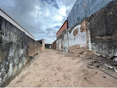 Lote/Terreno à venda, 236m² no Alto da Balança, Fortaleza