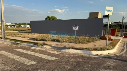 Lote/Terreno à venda, 210m² no Centro, Água Boa