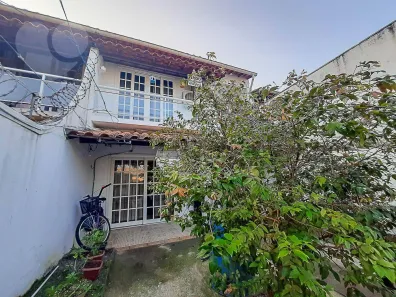 Casa com 3 Quartos à venda, 150m² no Piratininga, Niterói