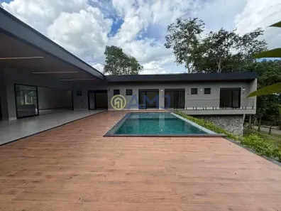 Fazenda/Sítio com 4 Quartos à venda, 305m² no , Bela Vista de Goiás