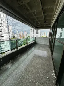 Apartamento com 4 Quartos para alugar, 245m² no Casa Forte, Recife