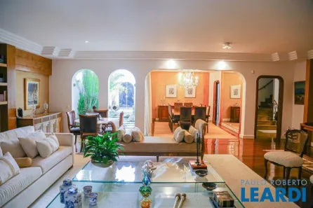 Casa com 4 Quartos à venda, 432m² no Aclimação, São Paulo