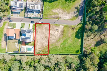 Lote/Terreno à venda, 710m² no , Campo Magro