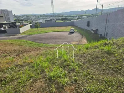 Lote/Terreno à venda, 800m² no Condomínio Residencial Colinas do Paratehy, São José dos Campos