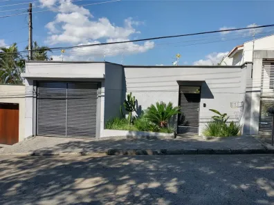 Casa com 3 Quartos à venda, 600m² no Vila Oliveira, Mogi das Cruzes