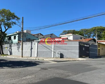 Casa com 3 Quartos à venda, 154m² no Jardim Santa Mena, Guarulhos
