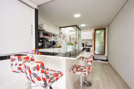 Casa com 2 Quartos para alugar, 65m² no Bela Vista, Porto Alegre