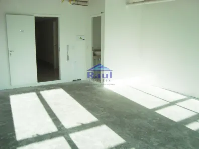 Sala Comercial à venda, 39m² no Santo Amaro, São Paulo