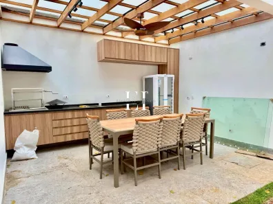 Casa de Condomínio com 4 Quartos à venda, 330m² no Jardim Prudência, São Paulo
